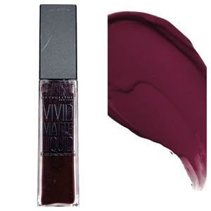 Maybelline Vivid Matte Lipstick Corrupt Cranberry